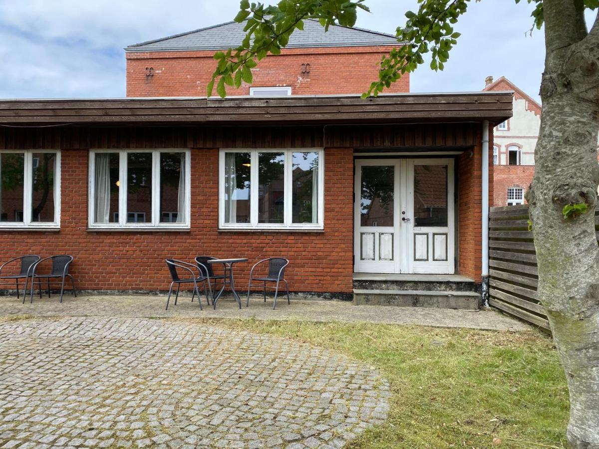 Studio Apartment In The Heart Of Højer Buitenkant foto
